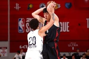 苏群：瀚森水桶里的水都是在CBA攒下的 夏联也有新秀墙我们要理解